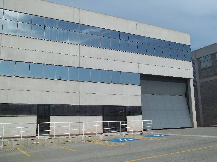 Depósito-Galpão-Armazém para alugar, 1350m² - Foto 1