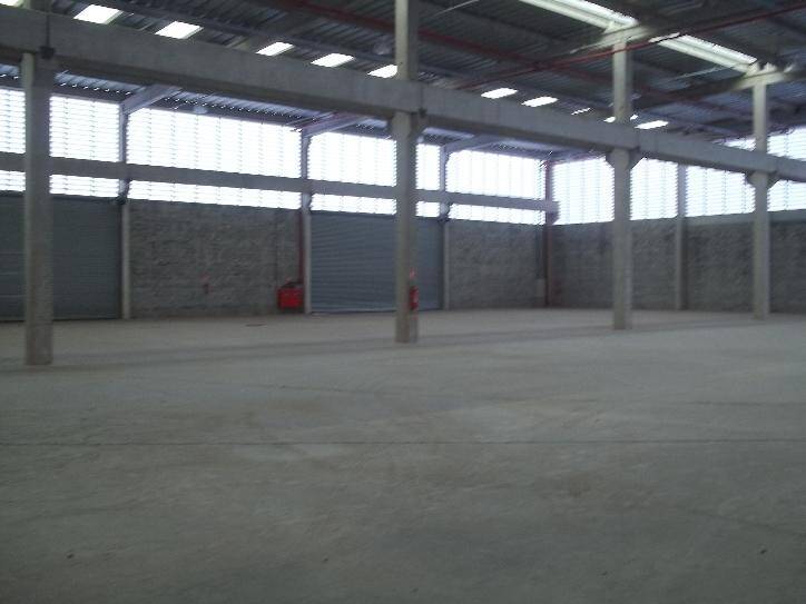 Depósito-Galpão-Armazém para alugar, 1350m² - Foto 3