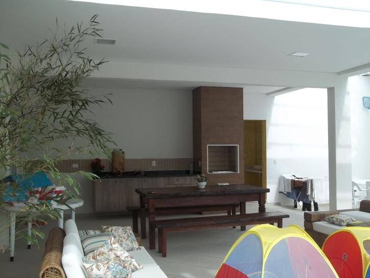 Casa de Condomínio à venda com 3 quartos, 550m² - Foto 18