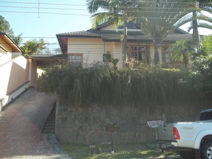 Casa de Condomínio à venda com 4 quartos, 650m² - Foto 2