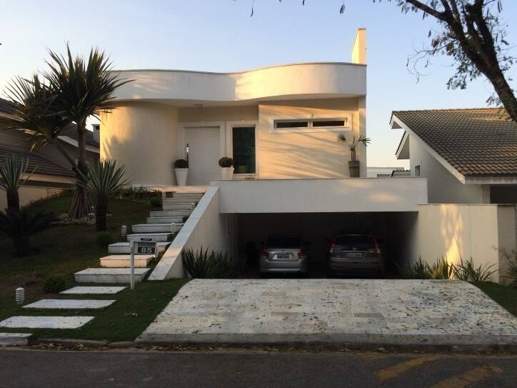 Casa de Condomínio à venda com 3 quartos, 325m² - Foto 2