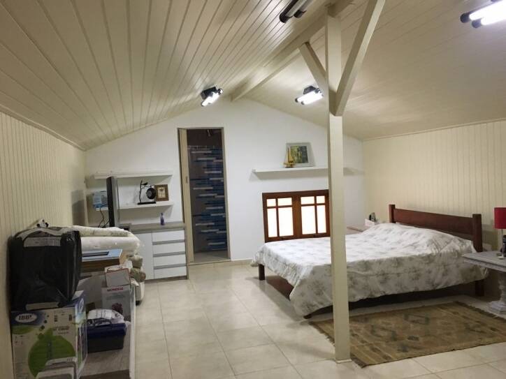 Casa à venda com 3 quartos, 200m² - Foto 6