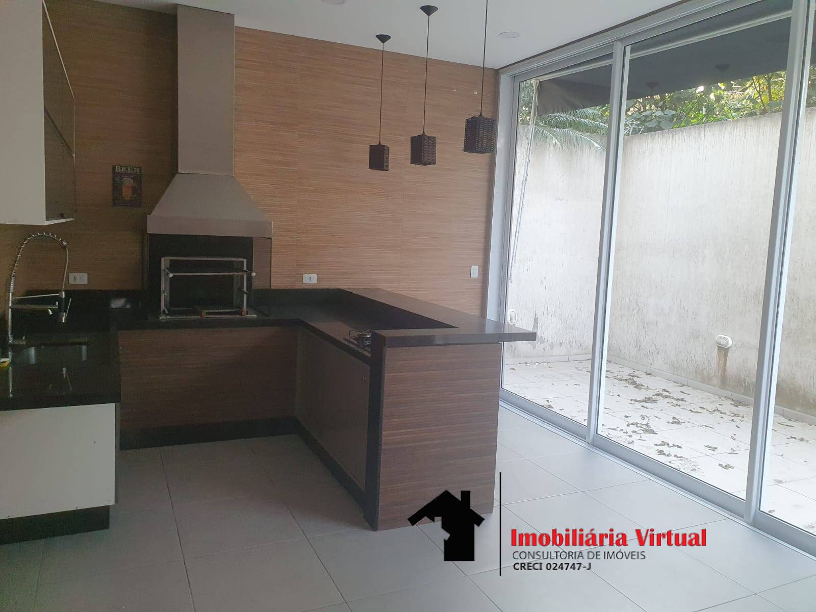 Casa à venda com 4 quartos, 300m² - Foto 10