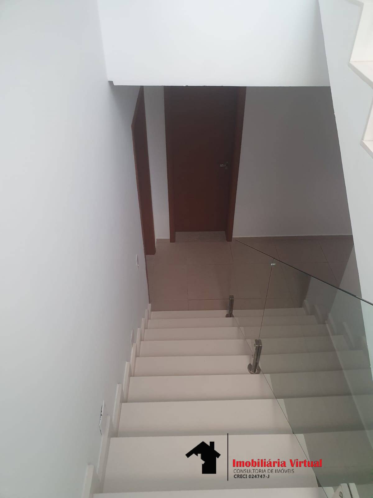 Casa à venda com 4 quartos, 300m² - Foto 19