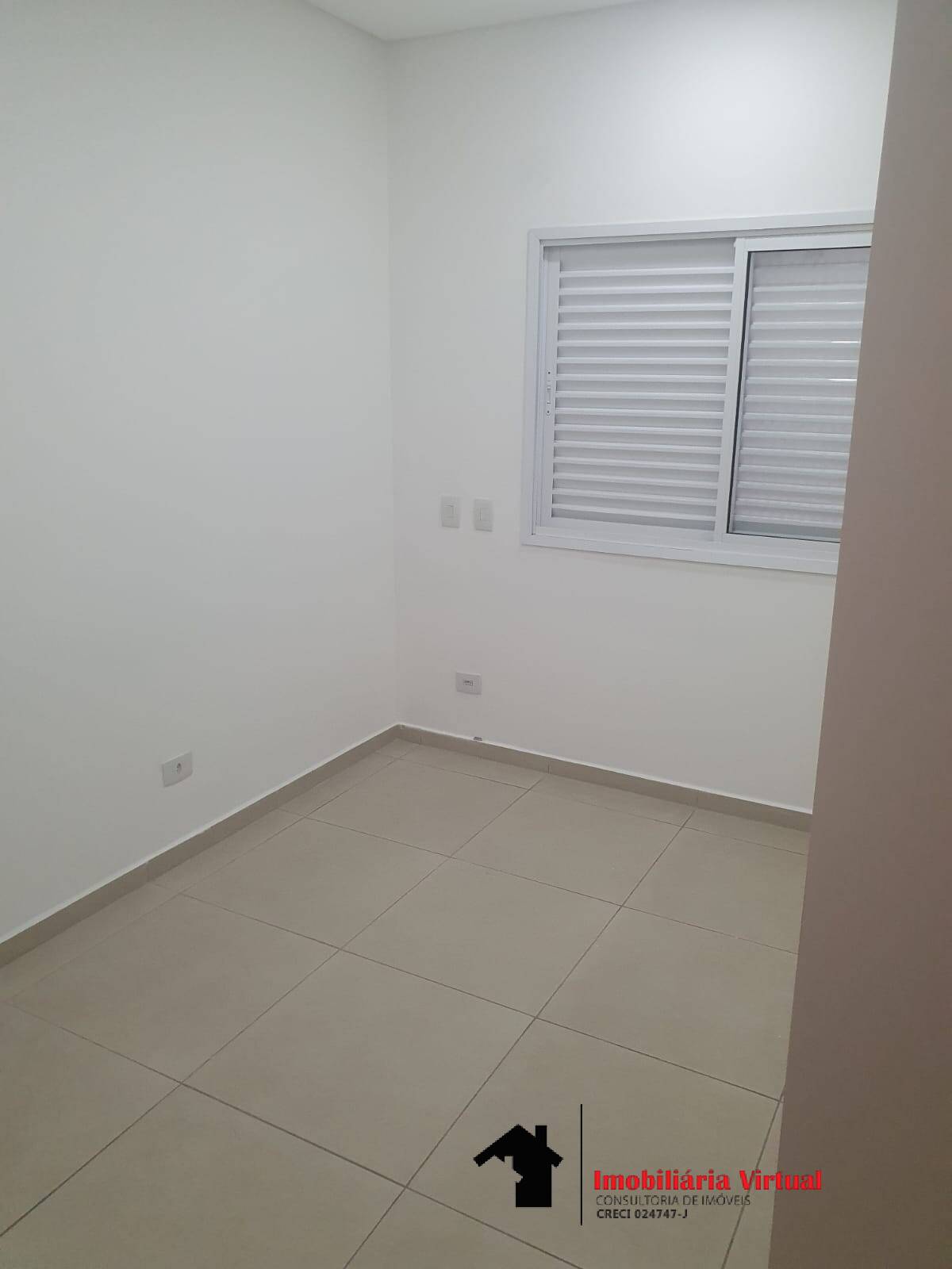 Casa à venda com 4 quartos, 300m² - Foto 22