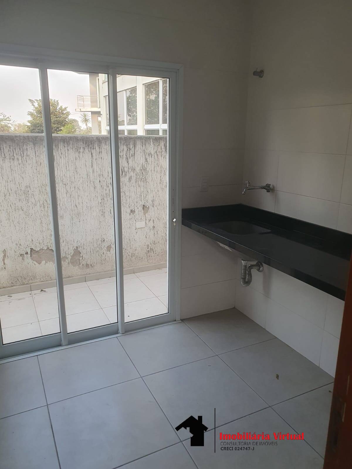 Casa à venda com 4 quartos, 300m² - Foto 25