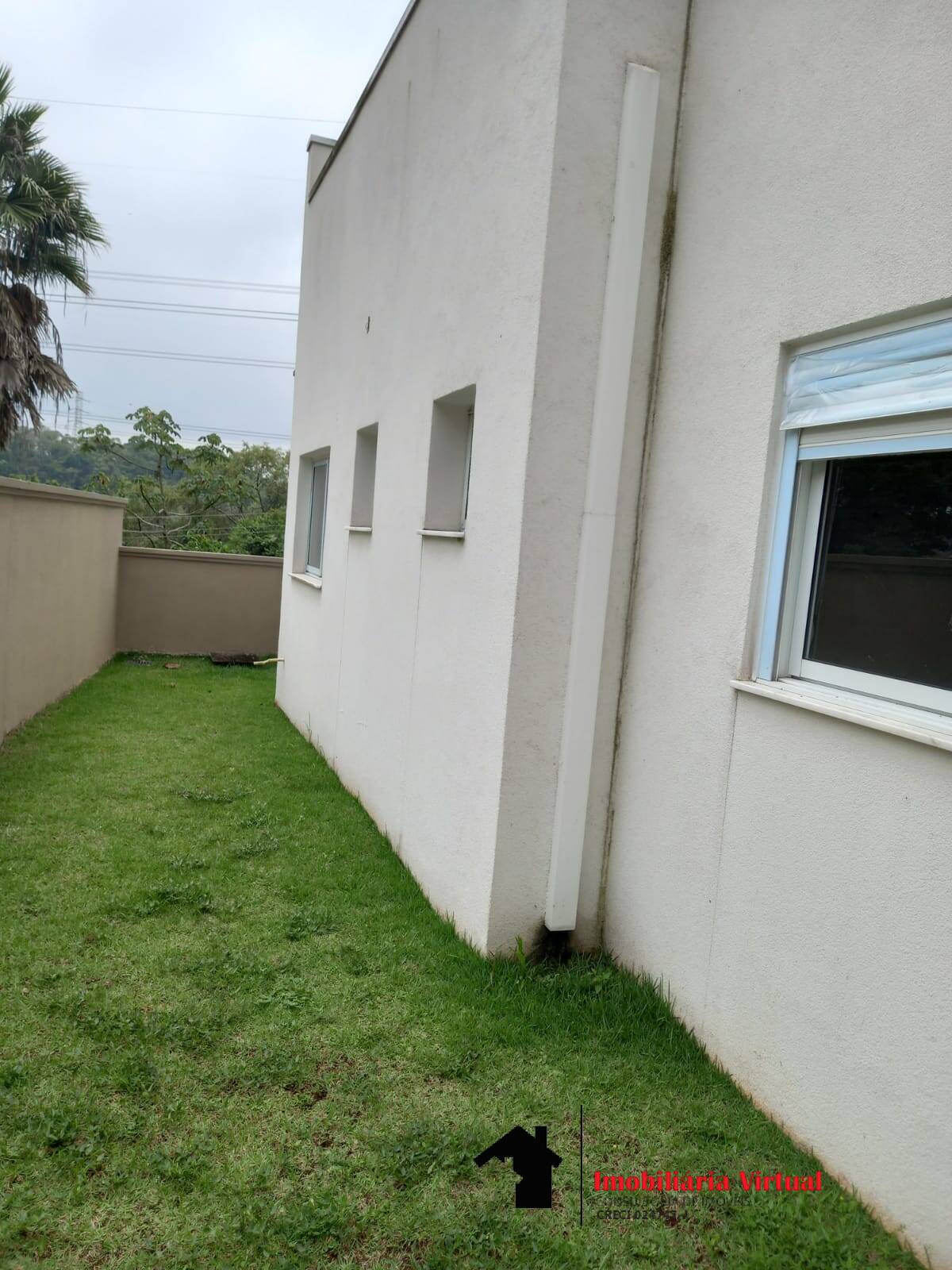 Casa à venda com 3 quartos, 250m² - Foto 3