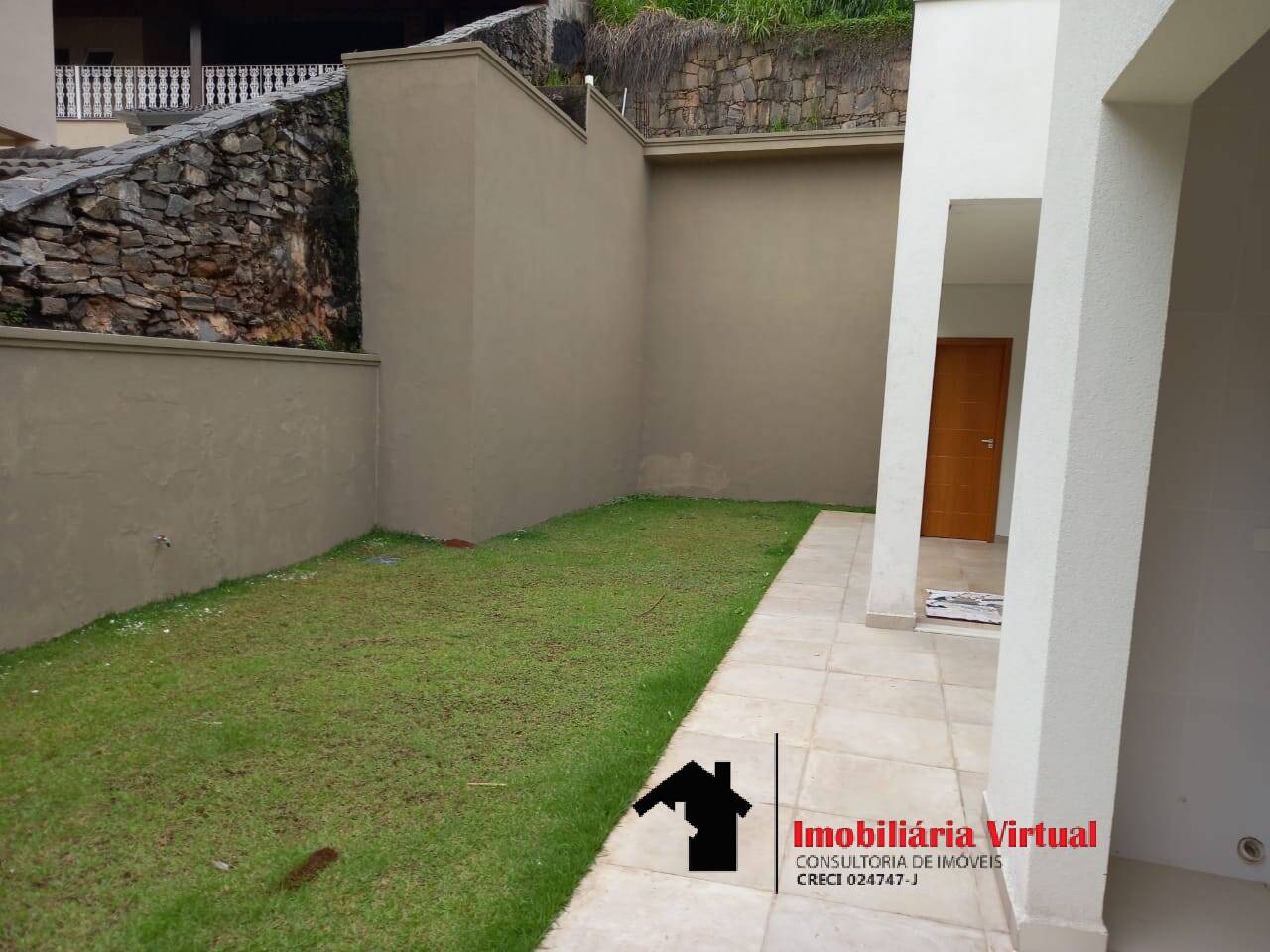 Casa à venda com 3 quartos, 250m² - Foto 15